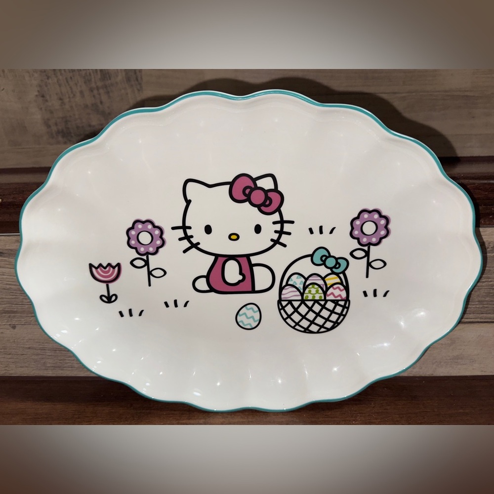 Super Cute 🥰 Hello Kitty Spring Easter Round Scalloped Oval Platter 14"L x 10”W